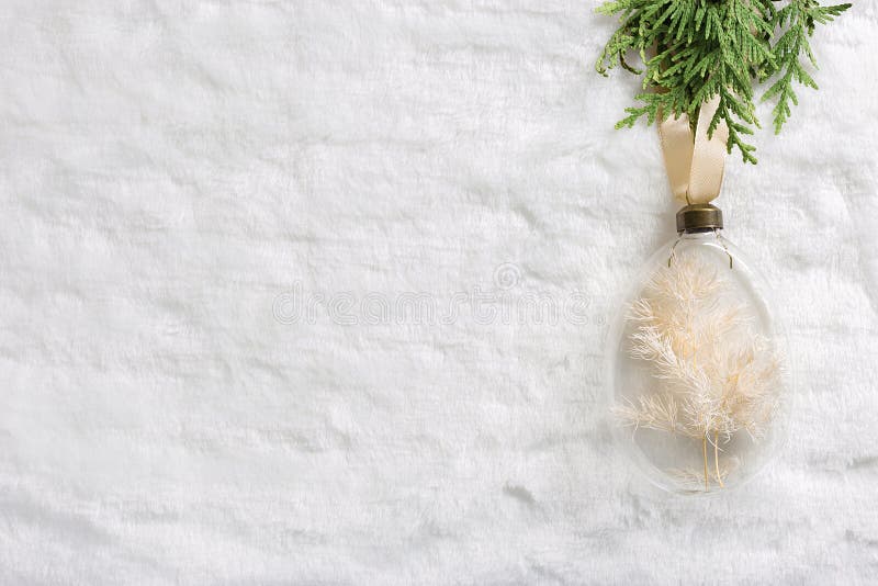 Diy Baubles Filled Dried Florals, Grass, Glass Christmas Ornaments Toy on  Green Fern on White Fluffy Fur Background New Stock Image - Image of  background, glass: 235699923