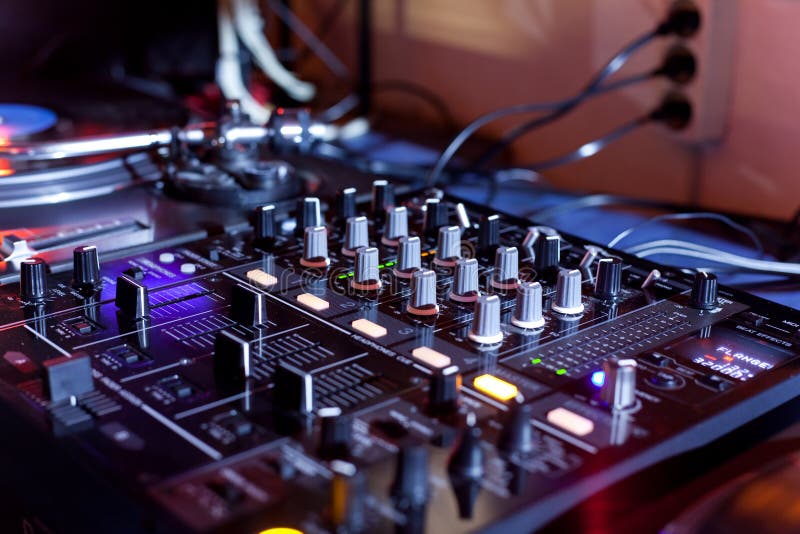 dj wyposażenie obraz royalty free dj wyposażenie obraz royalty free