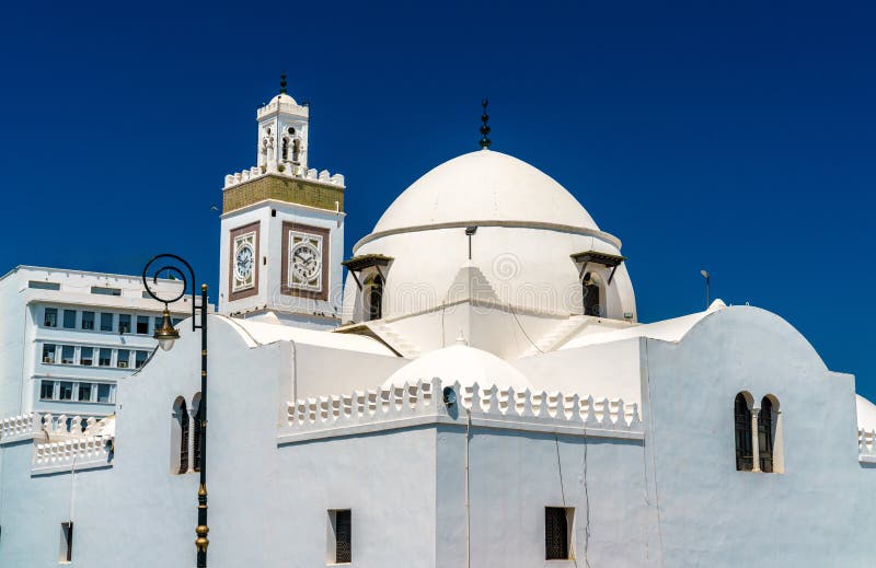 Djama`a al-Djedid, an Ottoman mosque in Algiers, the capital of Algeria. Djama`a al-Djedid, an Ottoman mosque in Algiers, the capital of Algeria