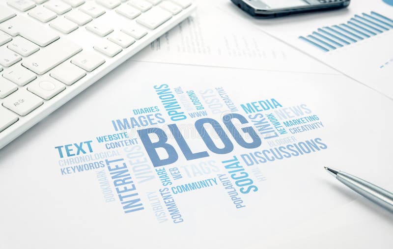 Document, clavier, stylo et smartp d'impression de nuage de mot de concept de blog photos libres de droits Document, clavier, stylo et smartp d'impression de nuage de mot de concept de blog photos libres de droits