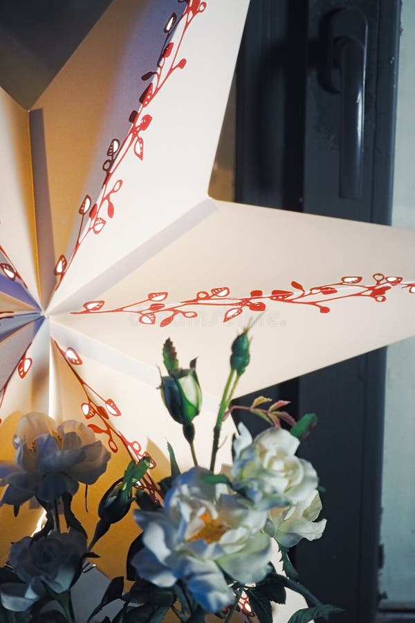 Document ster met bloemen stock fotografie