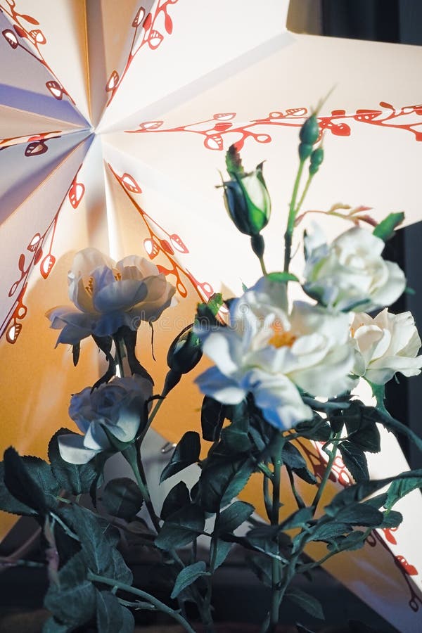 Document ster met bloemen royalty-vrije stock afbeeldingen