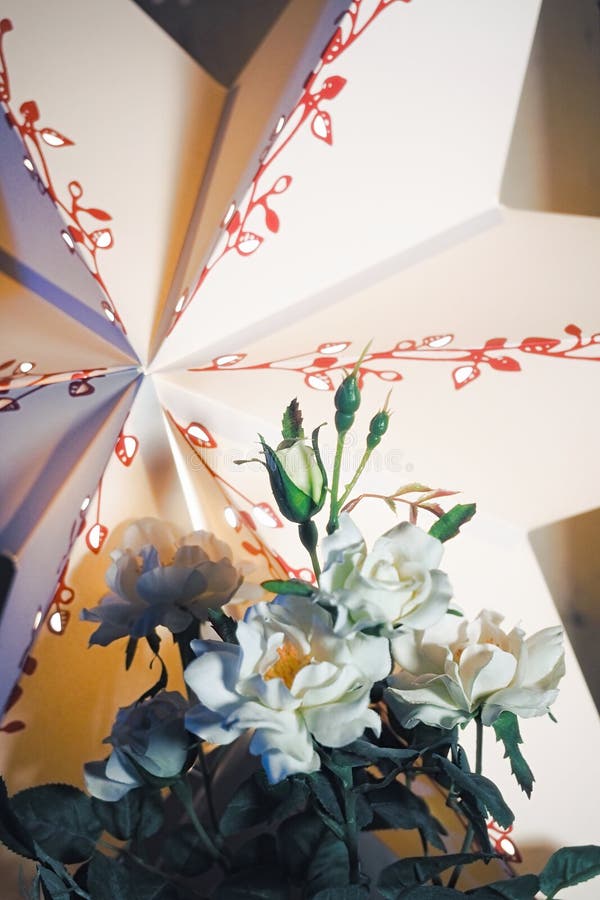 Document ster met bloemen royalty-vrije stock afbeeldingen