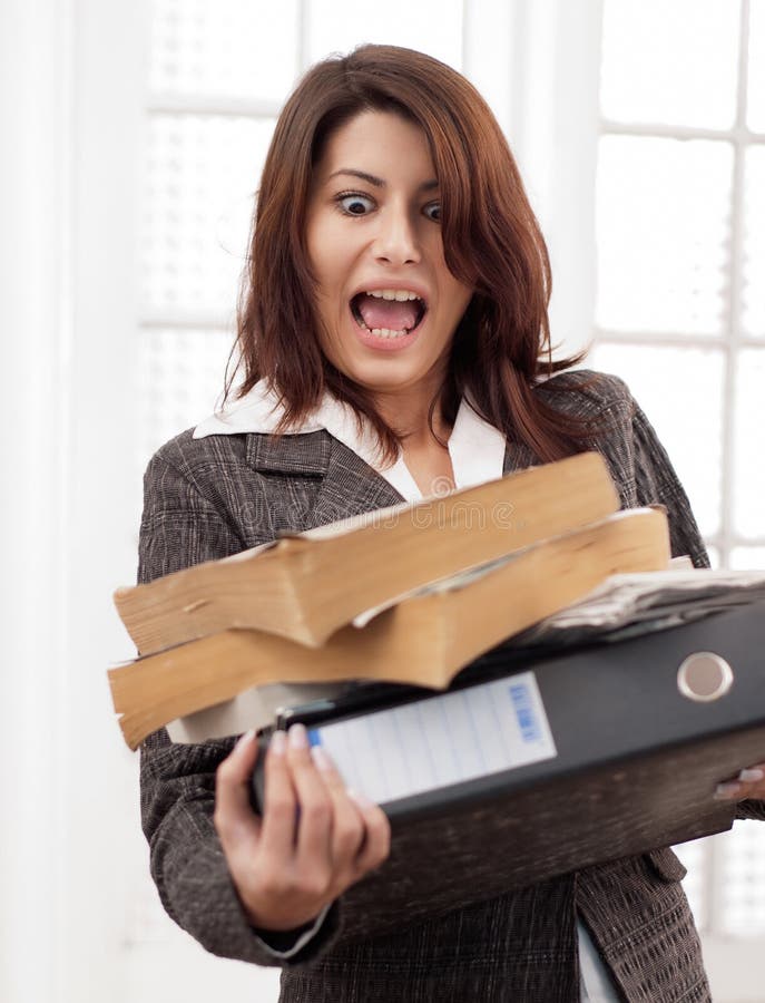 Documentos de caída de la mujer imágenes de archivo libres de regalías Documentos de caída de la mujer imágenes de archivo libres de regalías