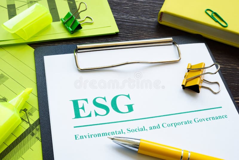 Documentos sobre o governo social e corporativo ambiental e o bloco de notas.