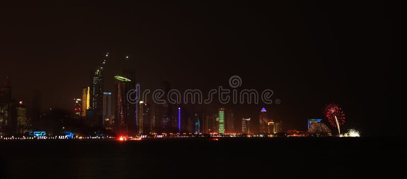 doha finalfyrverkerier royaltyfri fotografi doha finalfyrverkerier royaltyfri fotografi