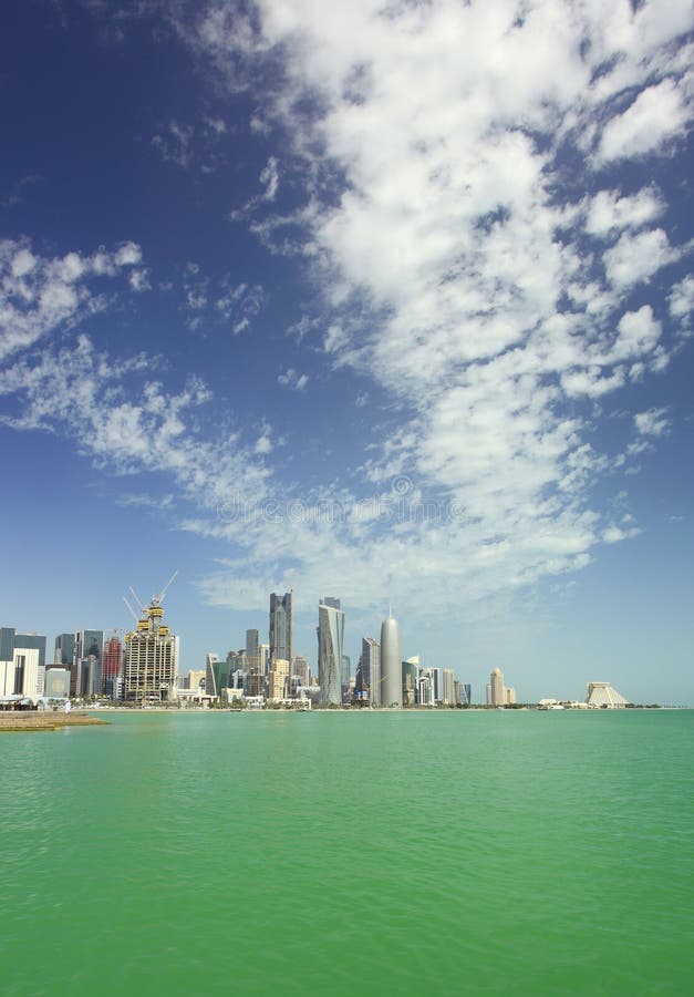 Doha-Stadt-Skylinevertikale stockbilder Doha-Stadt-Skylinevertikale stockbilder