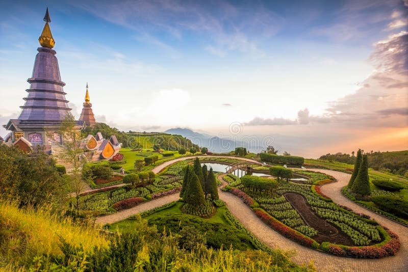 Najznámejšie cestovného Ruchu Miesto na vrchole Doi Inthanon v Chiang Mai, Severného Thajska.