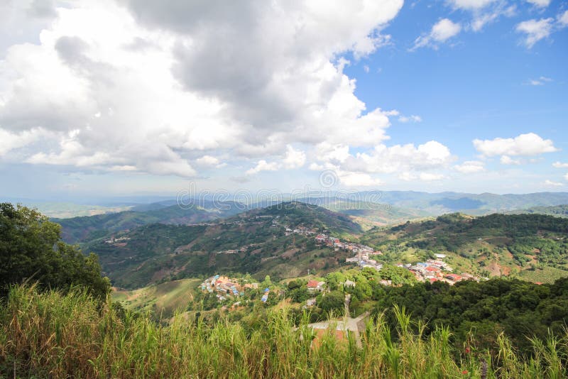 Doi MaeSalong, Chiangrai, Thailand berg. Doi MaeSalong, Chiangrai, Thailand, härlig bergsikt på Chiangrai, Thailand