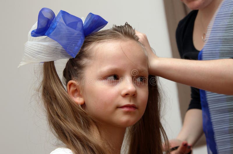 Doing hair style stock image. Image of scissors, hair 63062997