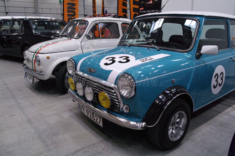 Dois carros clássicos imagem de stock royalty free