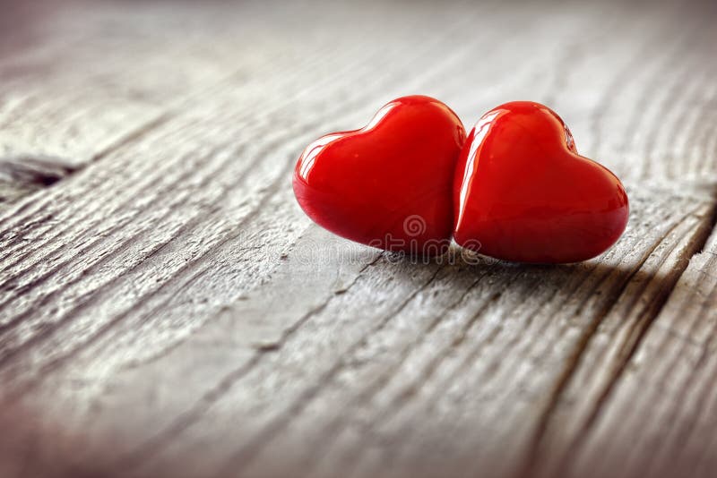 Dois corações no amor foto de stock royalty free Dois corações no amor foto de stock royalty free