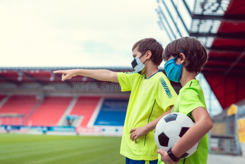 904 Fotos de Stock de Jogador De Futebol Triste - Fotos de Stock Gratuitas  e Sem Fidelização a partir da Dreamstime