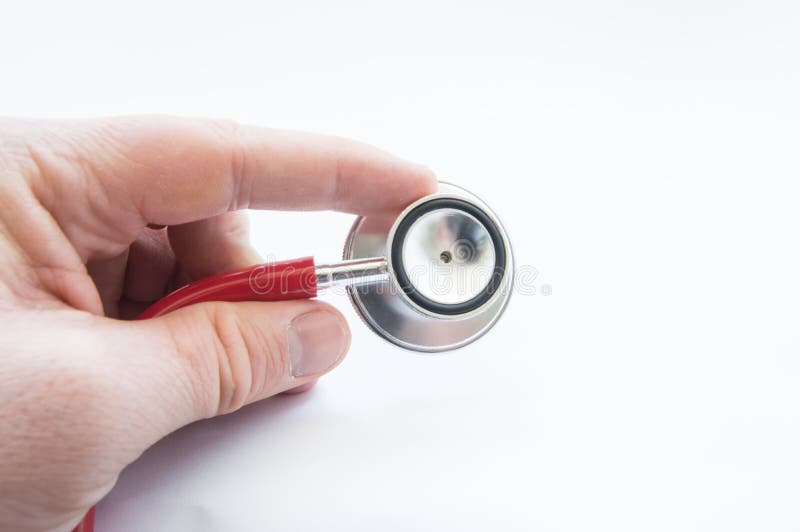 Doktor hält das Stethoskop und hält Zeigefingerabschluß oben auf weißem Hintergrund Gebrauch in der Arztpraxis, Anzeigenprozeß vo stockfotos Doktor hält das Stethoskop und hält Zeigefingerabschluß oben auf weißem Hintergrund Gebrauch in der Arztpraxis, Anzeigenprozeß vo stockfotos