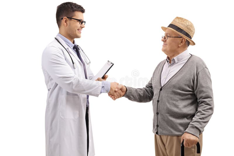 Doktor och en äldre patient som skakar händer arkivbild Doktor och en äldre patient som skakar händer arkivbild