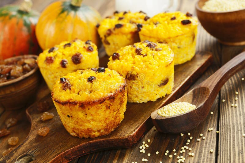 Torte di miglio fotografia stock