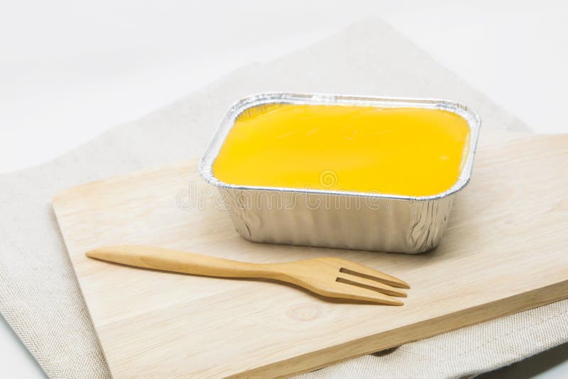 Dolciumi del dolce sul tavolo da pranzo immagini stock libere da diritti Dolciumi del dolce sul tavolo da pranzo immagini stock libere da diritti