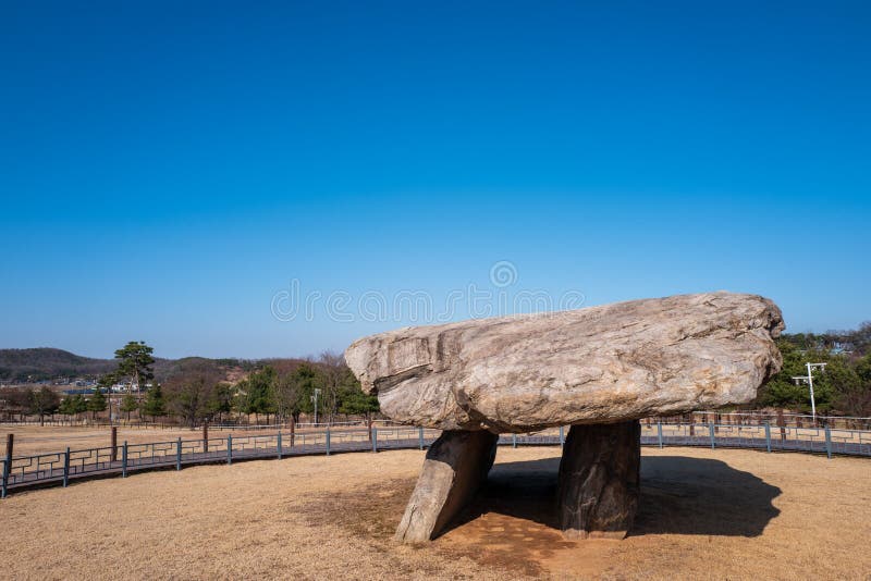 Dolmen in Bugeun-ri, Jiseokmyo, ganghwa. UNESCO world Heritage Site. Ganghwa Island, Incheon, South Korea stock image Dolmen in Bugeun-ri, Jiseokmyo, ganghwa. UNESCO world Heritage Site. Ganghwa Island, Incheon, South Korea stock image