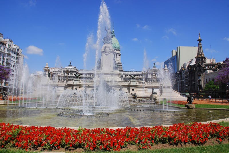 Dome of Congressional Plaza