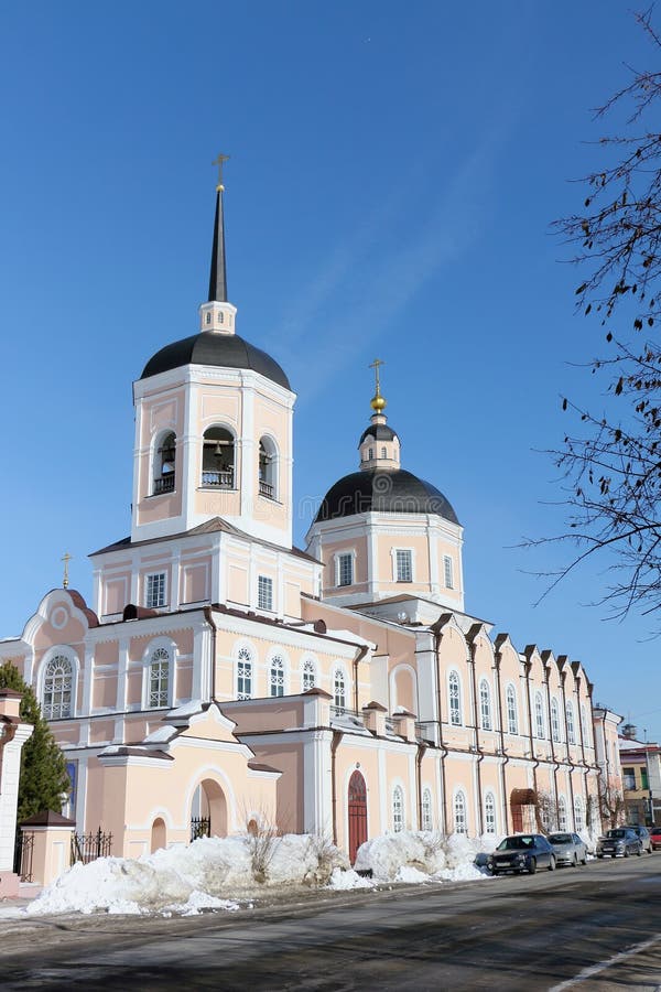 Domkyrka av epiphanyen, Tomsk stad, Ryssland arkivbild Domkyrka av epiphanyen, Tomsk stad, Ryssland arkivbild