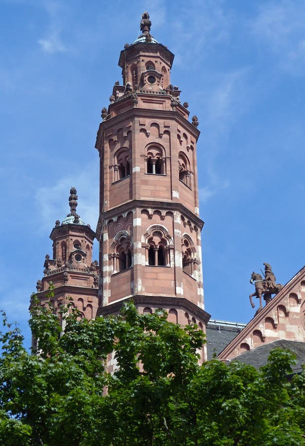 Domkyrka Mainz royaltyfri foto Domkyrka Mainz royaltyfri foto