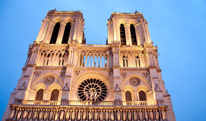 domkyrkadamenotre paris arkivbild domkyrkadamenotre paris arkivbild