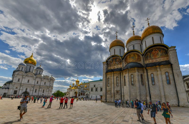 Domkyrkafyrkant - Moskva, Ryssland fotografering för bildbyråer Domkyrkafyrkant - Moskva, Ryssland fotografering för bildbyråer
