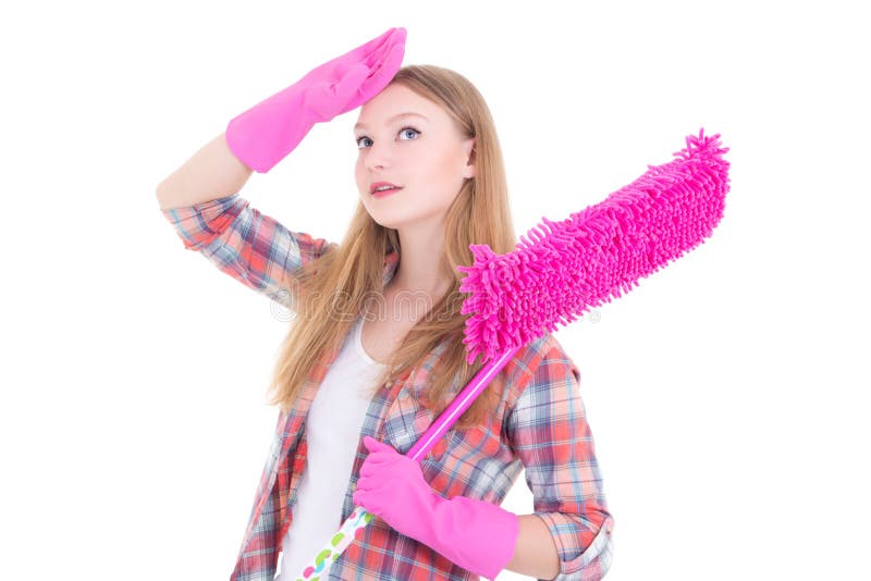 Dona de casa cansado com o espanador isolado no fundo branco imagem de stock Dona de casa cansado com o espanador isolado no fundo branco imagem de stock