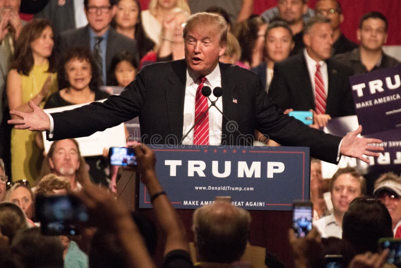 Donald Trump erste Präsidentenkampagnensammlung in Phoenix stockfotografie Donald Trump erste Präsidentenkampagnensammlung in Phoenix stockfotografie