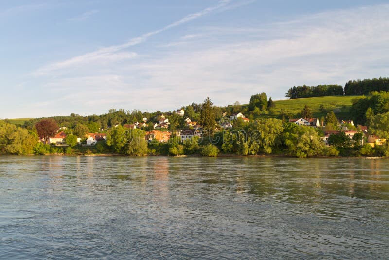 Donaubank Passau arkivfoton Donaubank Passau arkivfoton
