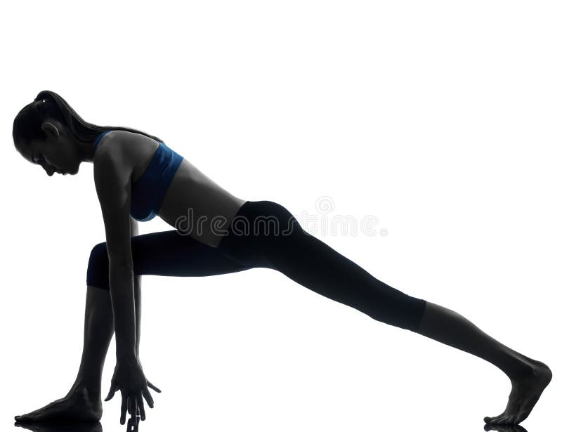 Donna che esercita yoga fotografia stock Donna che esercita yoga fotografia stock
