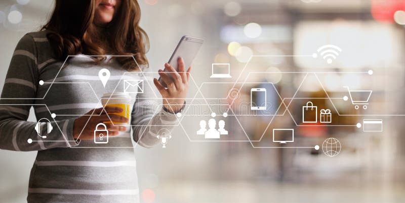 Donna che usando acquisto di pagamenti mobili e la connessione di rete online del cliente dell'icona Vendita di Digital, m.-attiv Donna che usando acquisto di pagamenti mobili e la connessione di rete online del cliente dell'icona Vendita di Digital, m.-attiv