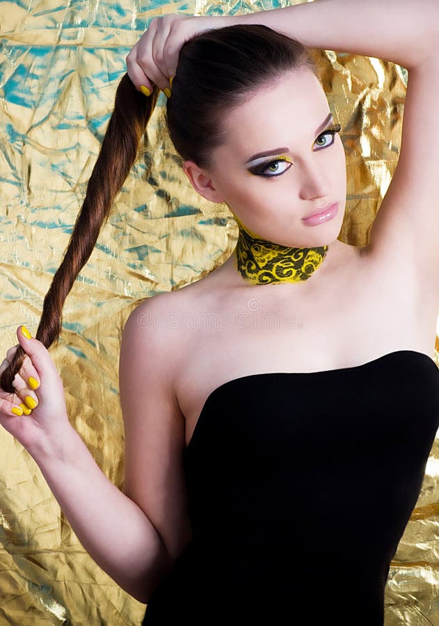 Donna con trucco fotografie stock libere da diritti Donna con trucco fotografie stock libere da diritti