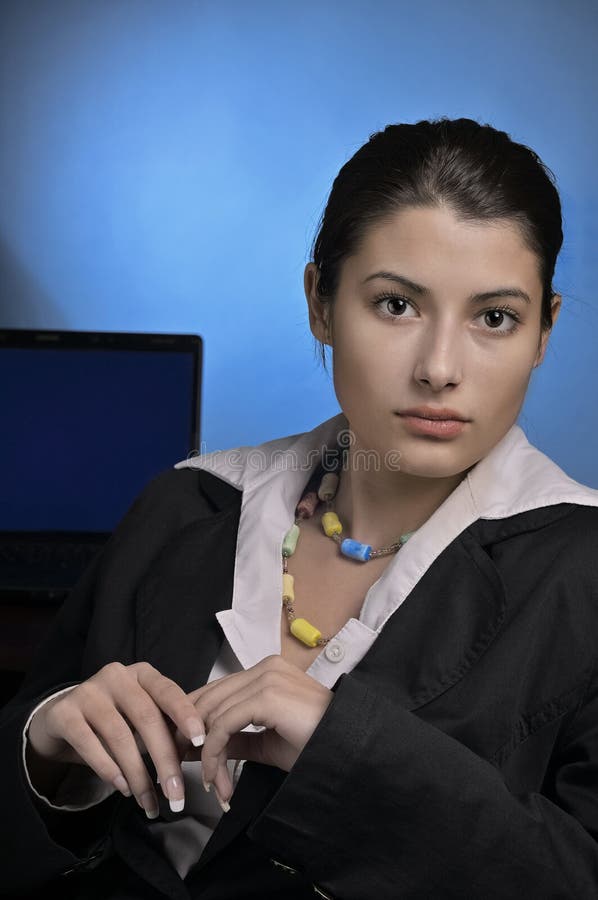 Donna d'affari in procinto di lavorare con fiducia fotografie stock