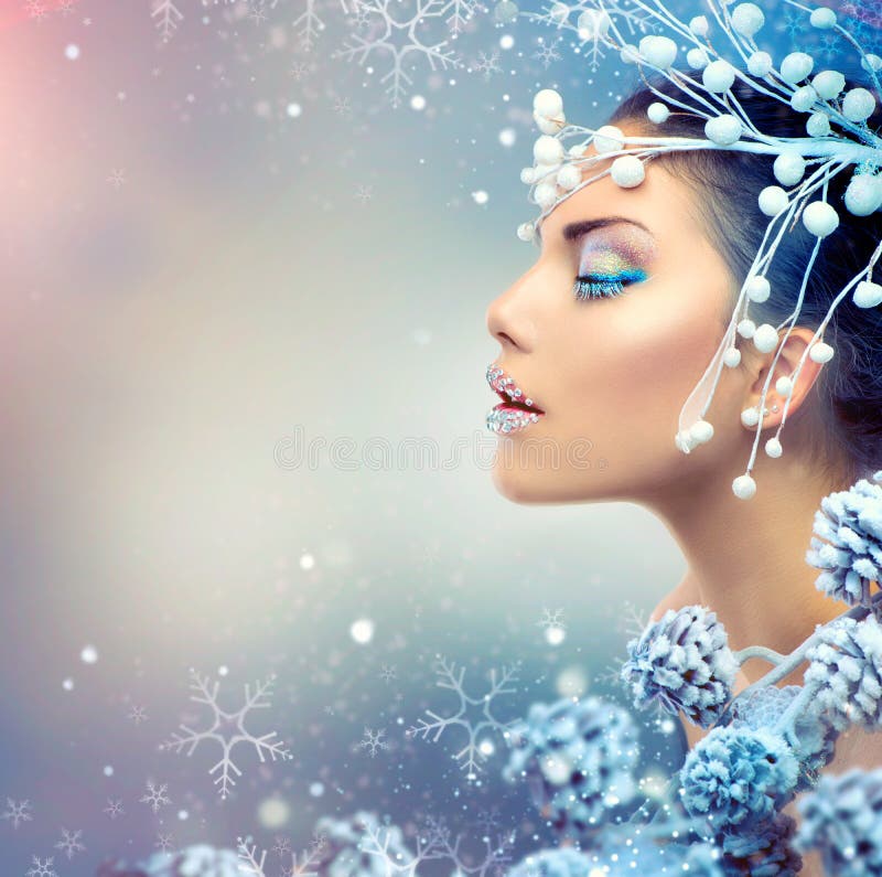 Donna di bellezza di inverno fotografia stock Donna di bellezza di inverno fotografia stock