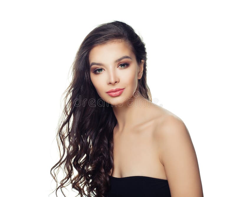 Donna di modello castana sveglia isolata Ragazza graziosa con capelli perfetti lunghi su fondo bianco immagini stock Donna di modello castana sveglia isolata Ragazza graziosa con capelli perfetti lunghi su fondo bianco immagini stock