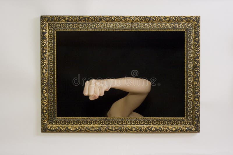 Donna nel telaio della pittura immagini stock Donna nel telaio della pittura immagini stock