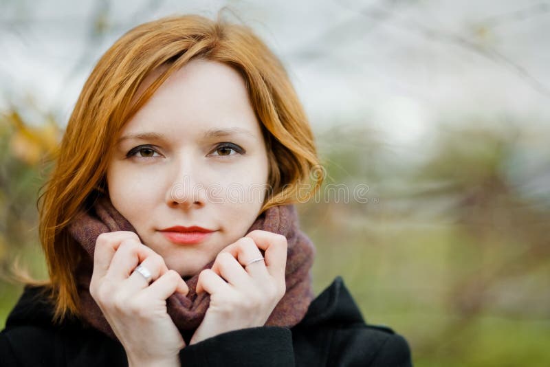 Donna dai capelli rossi fotografie stock