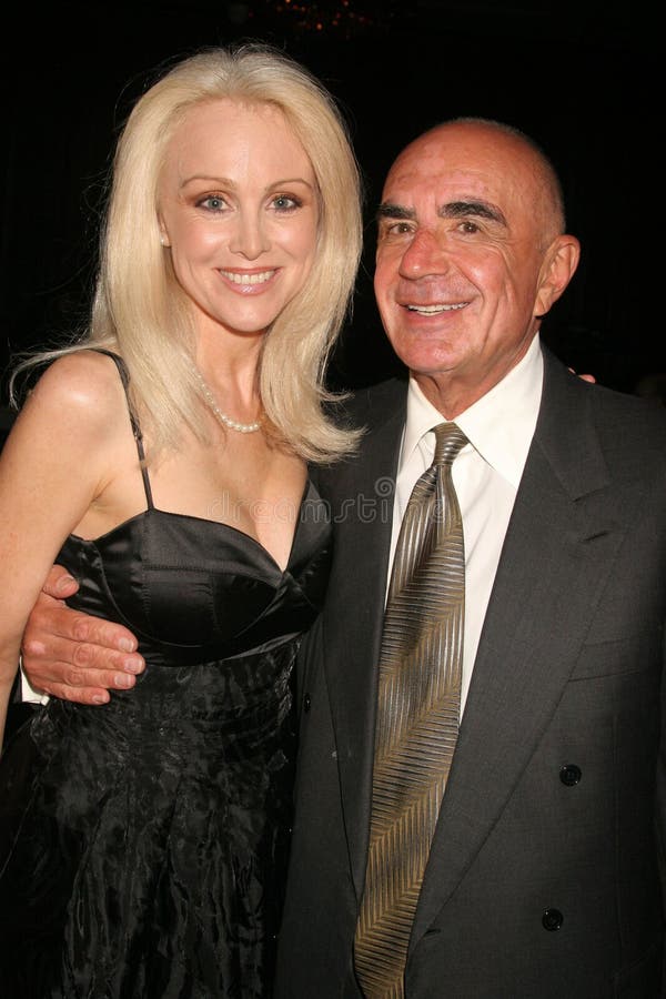 Donna Spangler and Robert Shapiro at the 2008 Eagle and Badge Foundation Gala to benefit Families of Police Officers and Children in the Communities served by the LAPD. The Hyatt Regency Century Plaza Hotel and Spa, Century City, CA. 07-19-08. Donna Spangler and Robert Shapiro at the 2008 Eagle and Badge Foundation Gala to benefit Families of Police Officers and Children in the Communities served by the LAPD. The Hyatt Regency Century Plaza Hotel and Spa, Century City, CA. 07-19-08