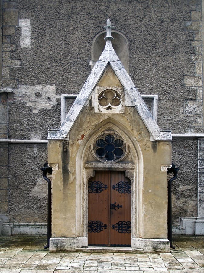 Dvere katedrály v Spišskej Kapitule