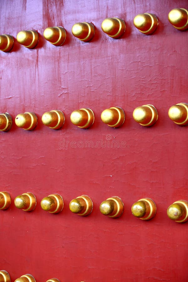 The Door in Forbidden City stock photo. Image of palace - 16554210