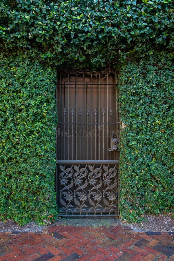 A door of landmark building in the historic district of Savannah Georgia royalty free stock images A door of landmark building in the historic district of Savannah Georgia royalty free stock images