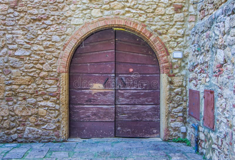 Door with wooden arch craft of ancient building royalty free stock image Door with wooden arch craft of ancient building royalty free stock image