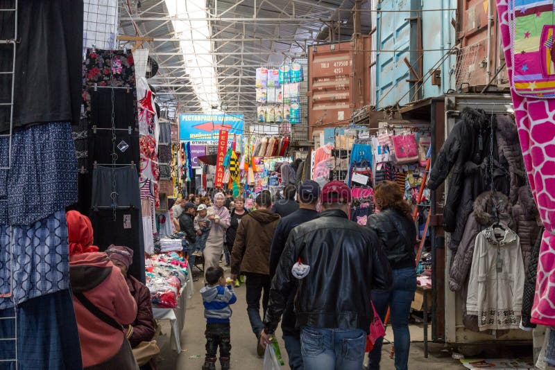 Dordoi bazar w Bishkek, Kirgistan obrazy royalty free Dordoi bazar w Bishkek, Kirgistan obrazy royalty free