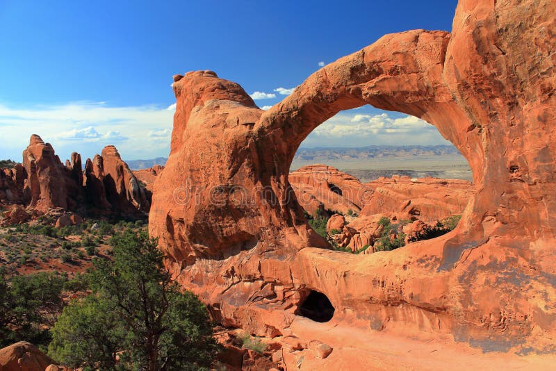 Double-O-Arch in Evening Light, Arches National Park, Utah, USA