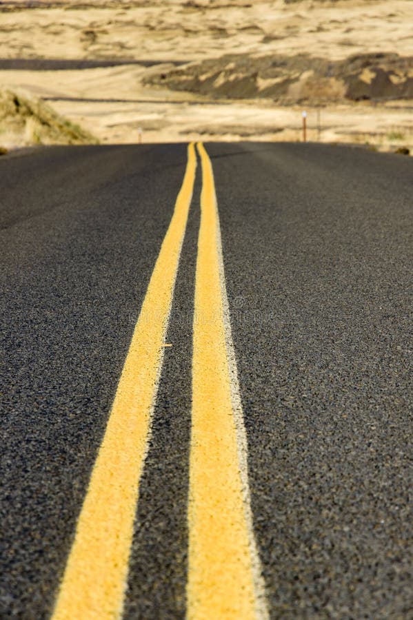 882 Double Yellow Lines Road Photos Free & RoyaltyFree Stock Photos