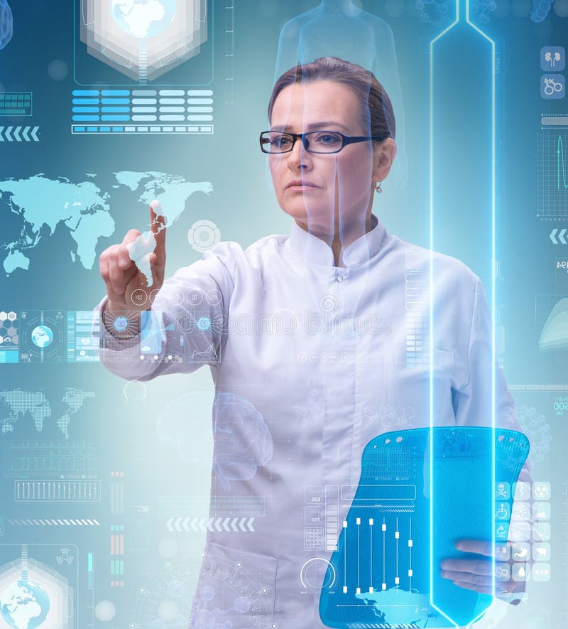 Doutor da mulher no conceito do mhealth da telemedicina fotografia de stock Doutor da mulher no conceito do mhealth da telemedicina fotografia de stock