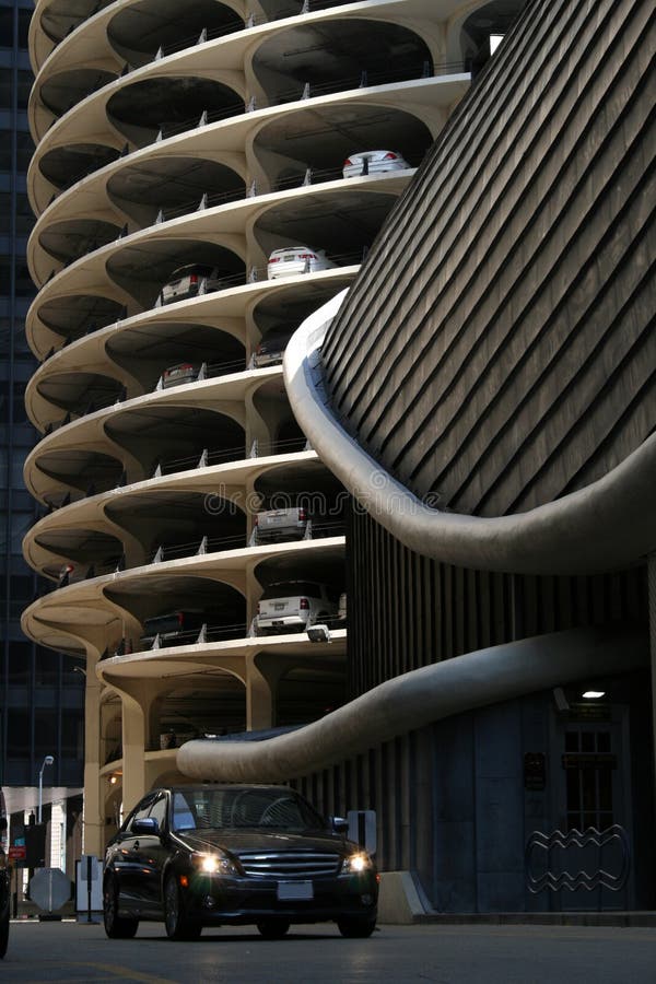 Parking garage marina city chicago hi-res stock photography and