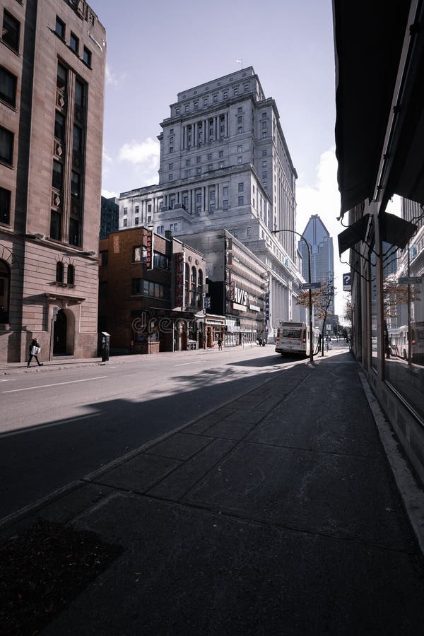 Downtown of Montreal editorial image. Image of office 122608210