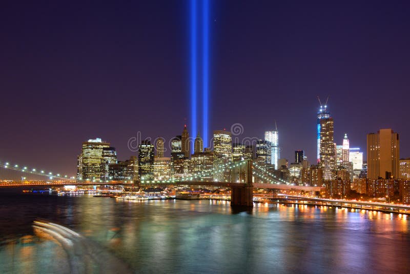 Omaggio in Luce nel Centro di New York, in ricordo del 9 / 11 attacchi.